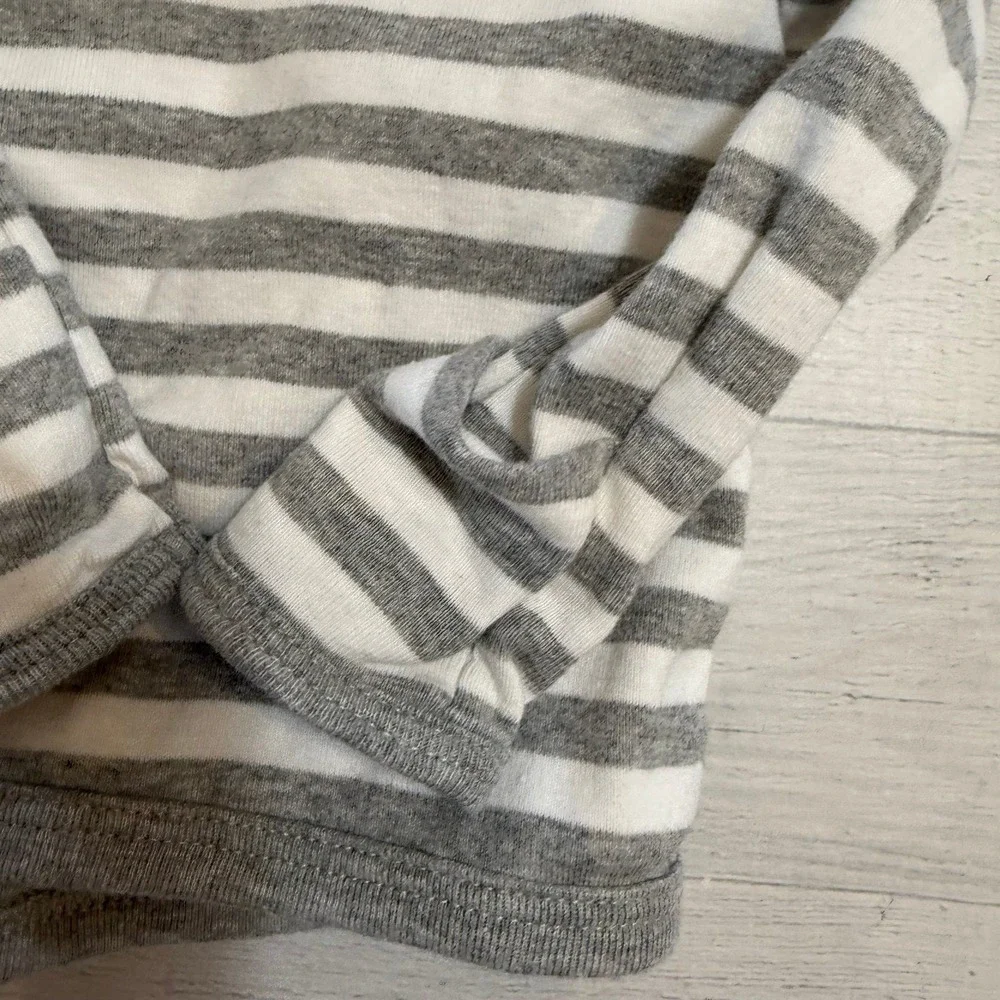Primary baby grey and white kimono top‎ with grey pants 3/6 months